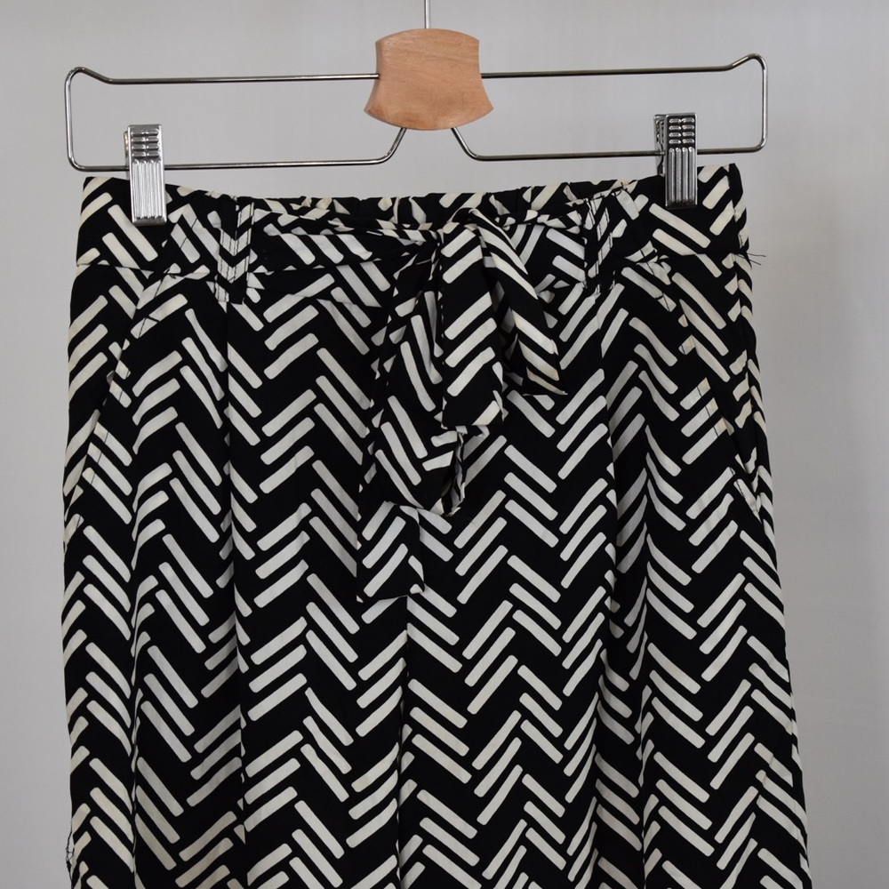 Zara Flair Crop Pants size xs